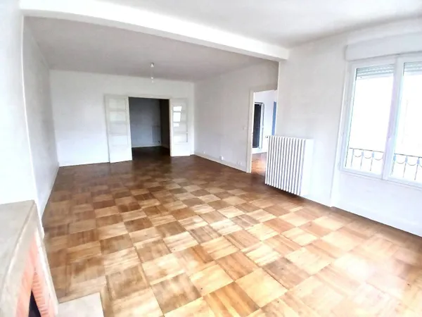Appartement 3 pièces 102 m² 
