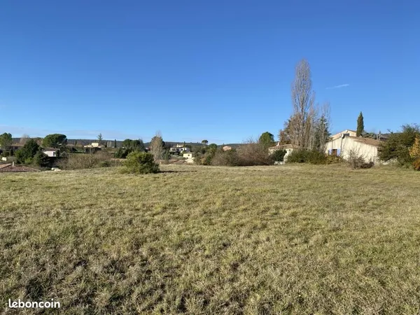 Terrain 2 300 m² Brue Auriac 
