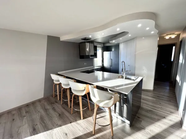 Appartement 4 pièces 80 m² 