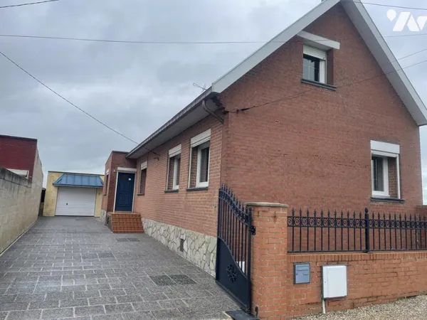 Maison 8 pièces 111 m² 