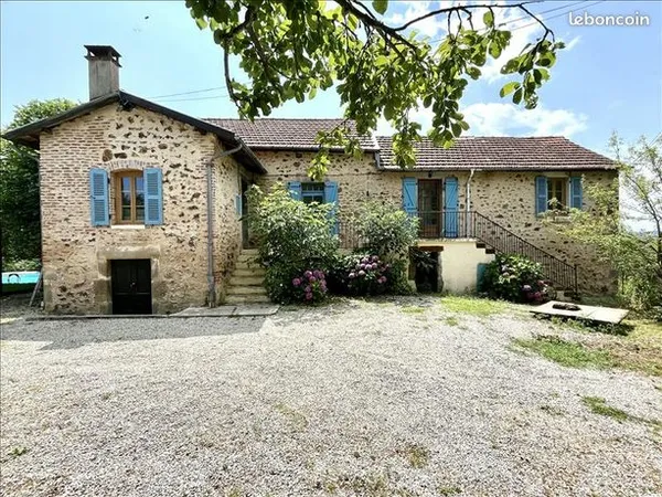 Maison 8 pièces 160 m² 
