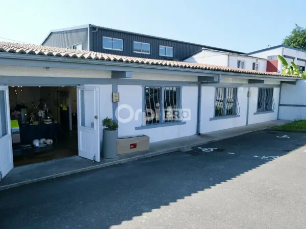 LOCAL COMMERCIAL A LOUER 
