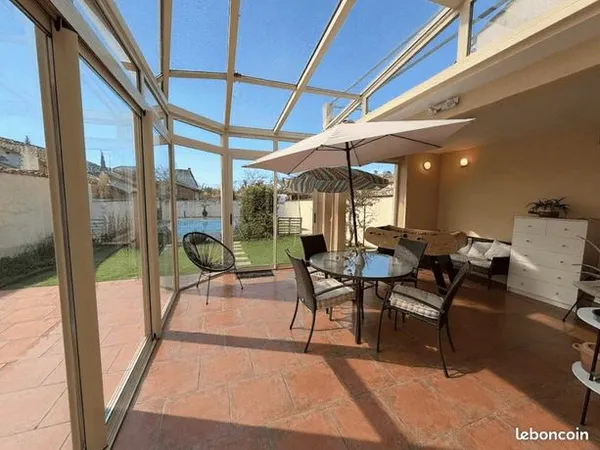 Maison 7 pièces 200 m² 