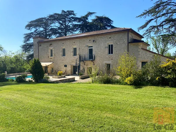 Vente propriété 11 pièces, grange et maison secondaire - Agen 