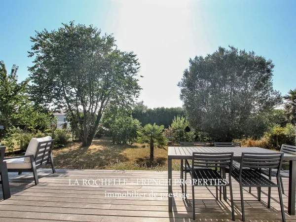 Maison 6 pièces 137 m² 