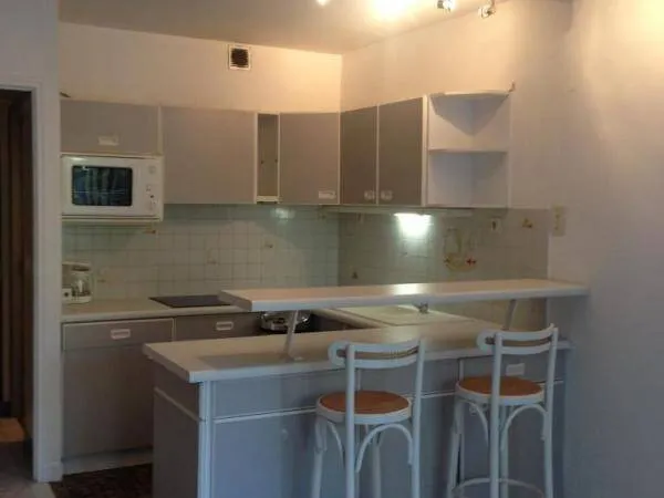 Studio 1 pièce 25 m² 