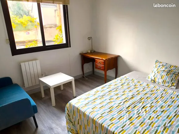 Appartement 20m2 Tours face à la gare 