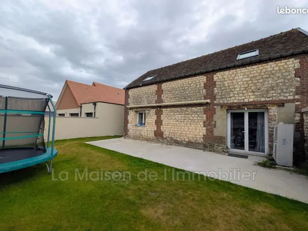 Propriété 8 pièces 162 m² 