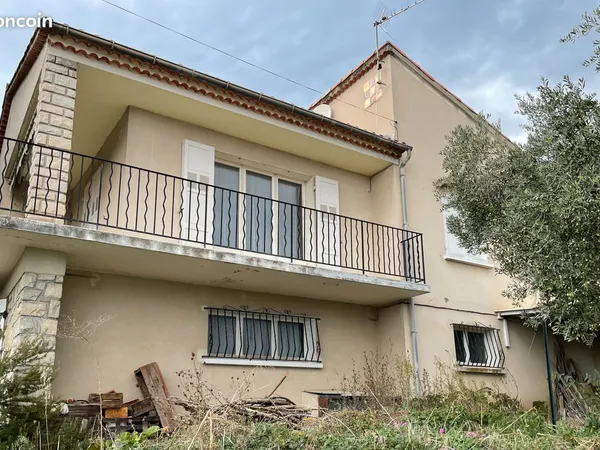 Maison 6 pièces à Volx 
