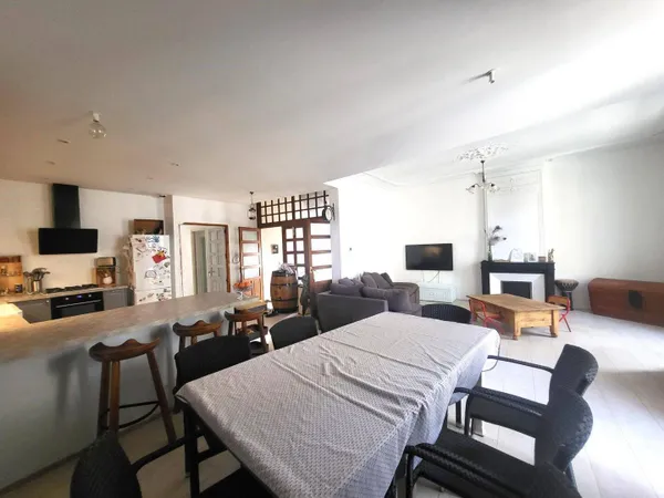 Maison 4 pièces 133 m² 