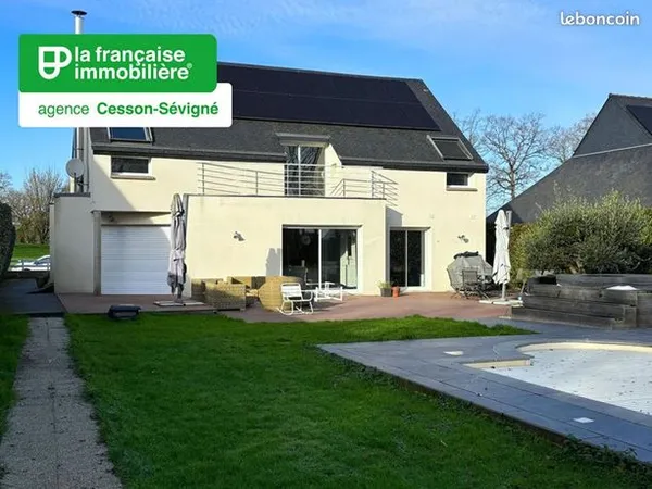 Maison 9 pièces 210 m² 