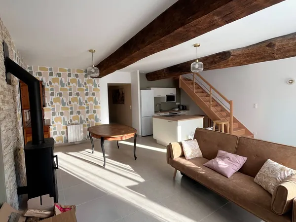 Loue 2 appartements T4 meublés dans longère rénovée 