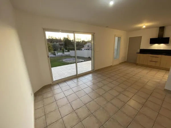 Maison de 90m2 à louer sur Moussac 