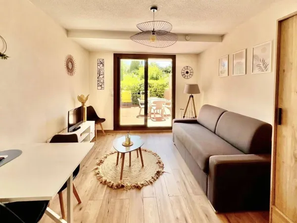 Studio 1 pièce 28 m² 