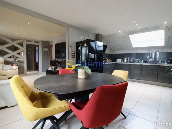 Duplex 4 pièces 90 m² avec garages - GAMBSHEIM 
