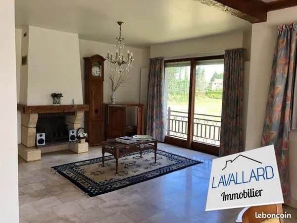 Villa 5 pièces 220 m² 