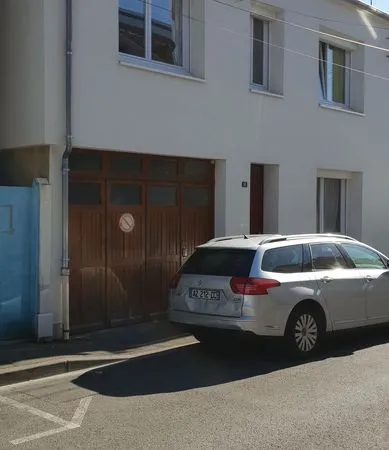 Près de la gare Le Mans Sud, belle maison 4 chambres, avec grand garage 