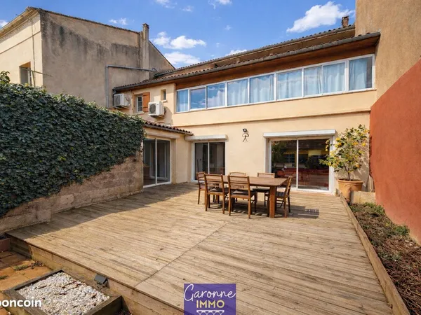 Maison 7 pièces 225 m² 