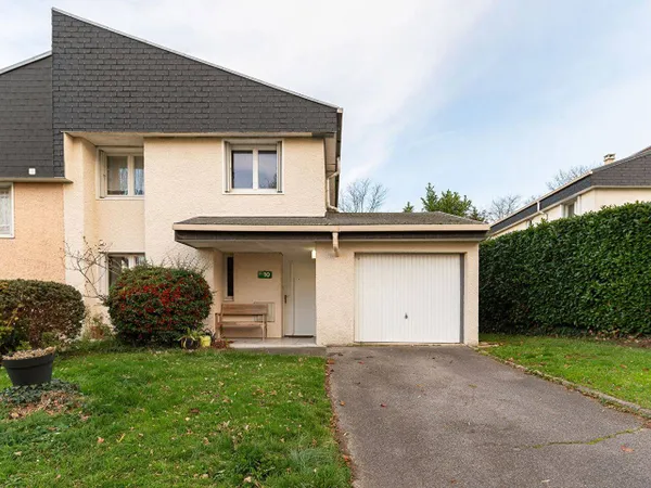 Maison 5 pièces 93 m² 