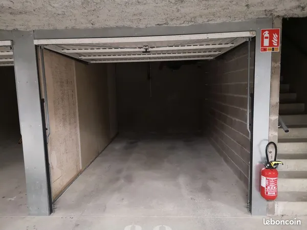 Garage à louer 