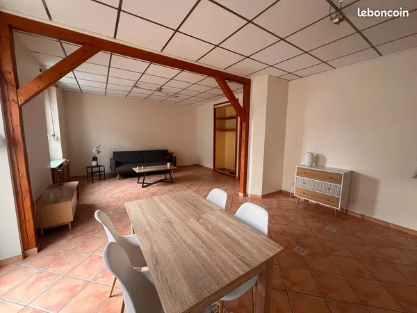 Loue F2 meublé 65 M2 