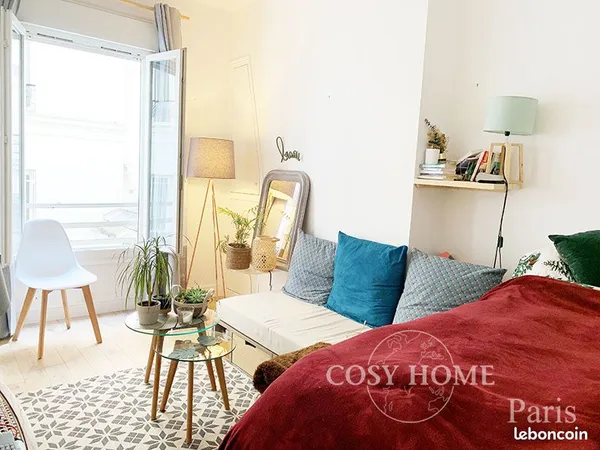 Studio 1 pièce 25 m² 