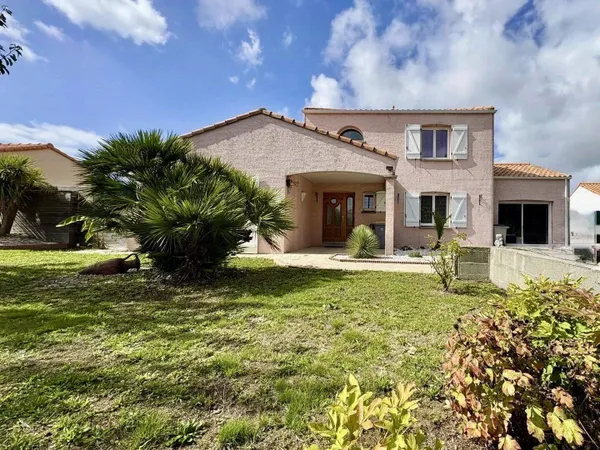 Maison 6 pièces 162 m² 