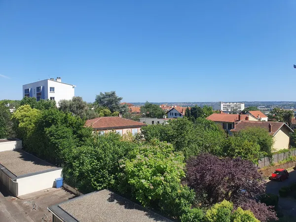 BONHOURE - Appartement T3 avec Balcon 