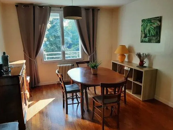 Appartement 4 pièces 70 m² 