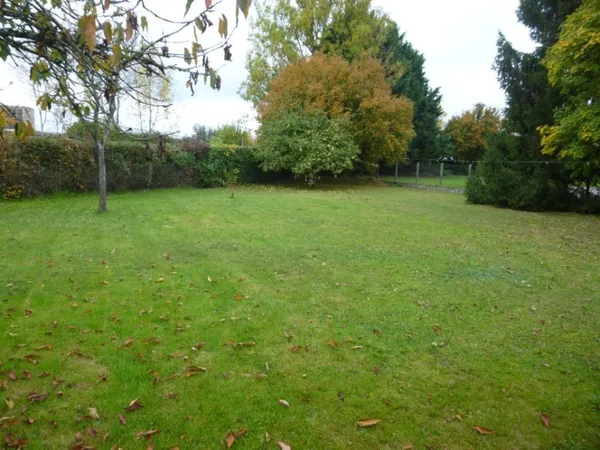 Terrain 680 m² 