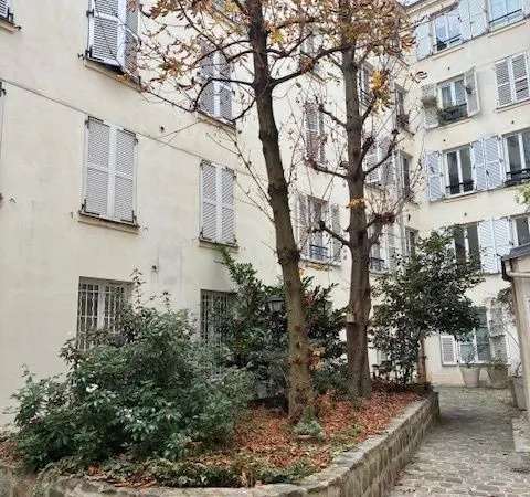 Cave à PARIS 9ème 