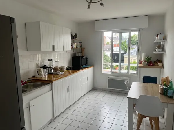 Loue Chambre meublée Nantes Centre à partir du 15 Novembre 