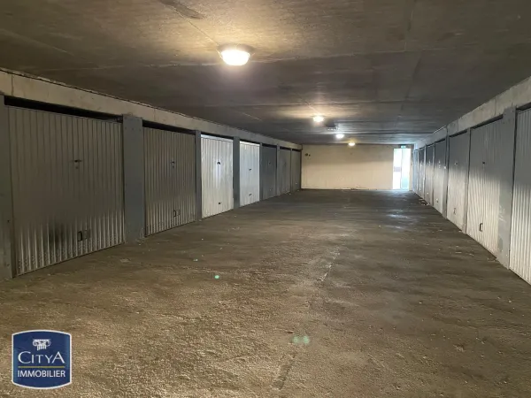 Parking - Garage Location Saumur   63€