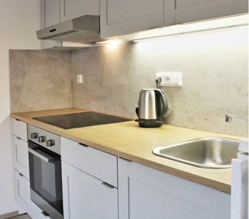 Studio rénové et lumineux 