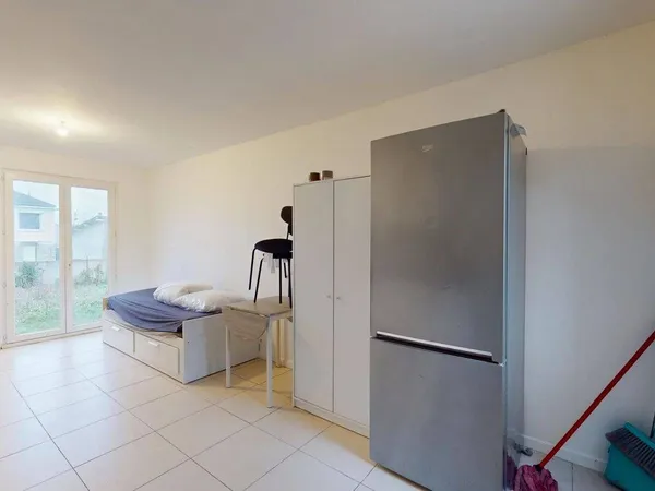 Studio 1 pièce 20 m² 