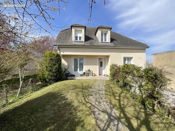 Pavillon 6 pièces 101 m² 