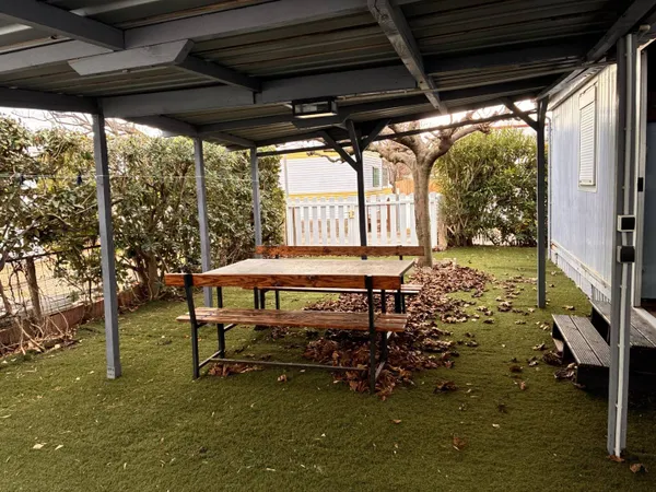 Terrain 192 m² 