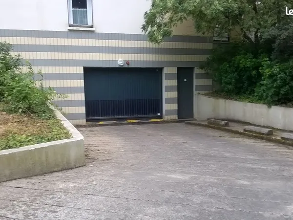 Garage à louer 