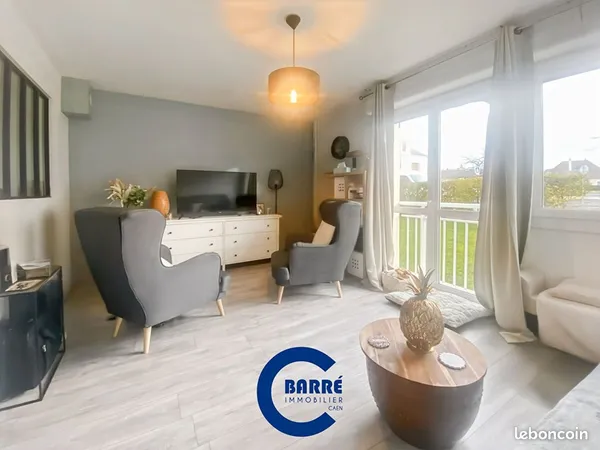 Studio 1 pièce 29 m² 