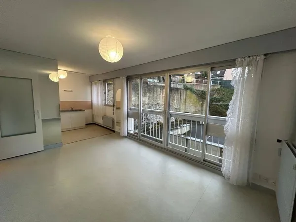 Studio 1 pièce 26 m² 