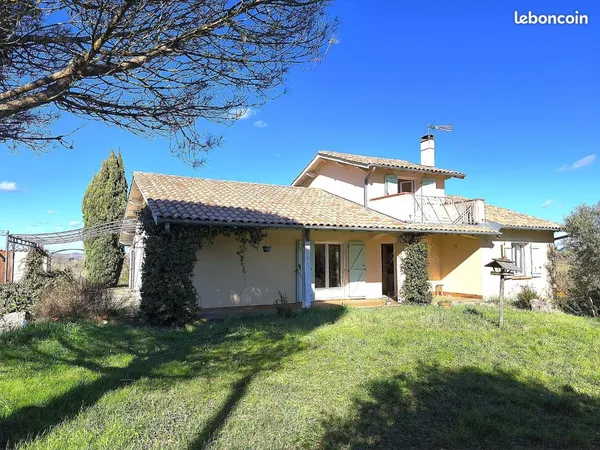 Maison 6 pièces 140 m² 