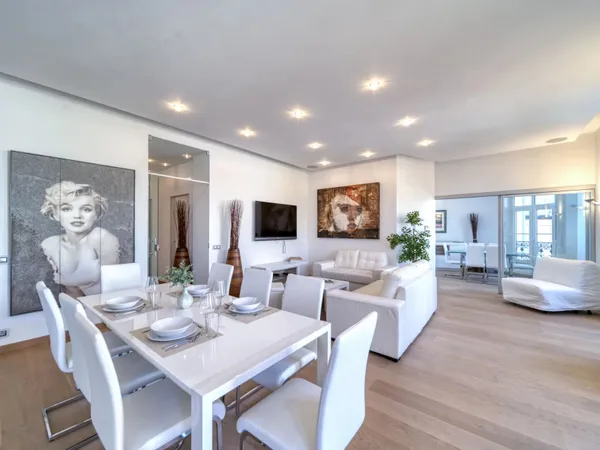 Cannes Croisette - Appartement de Prestige face au Palais des Festivals 