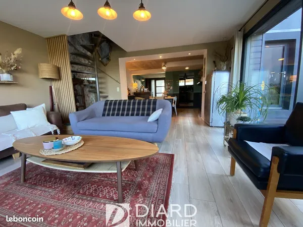 Maison 6 pièces 169 m² 