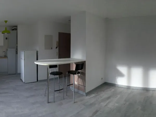 Studio 1 pièce 27 m² 