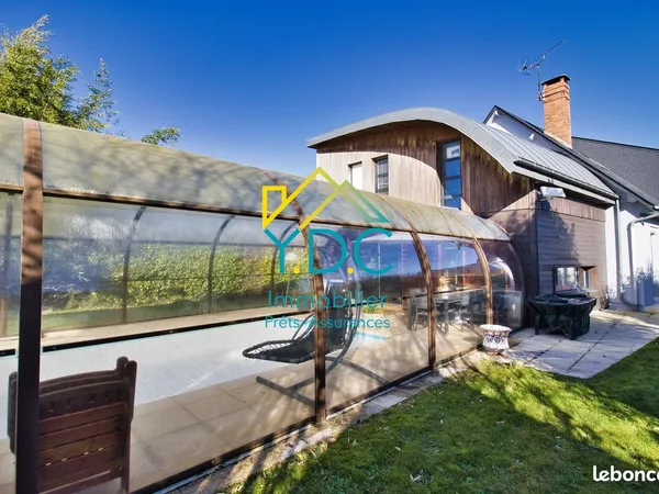 Pavillon 8 pièces 205 m² 