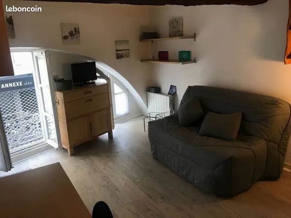Location studio meublé La Rochelle centre 