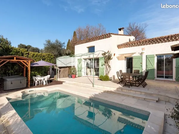 Villa 5 pièces 115 m² 