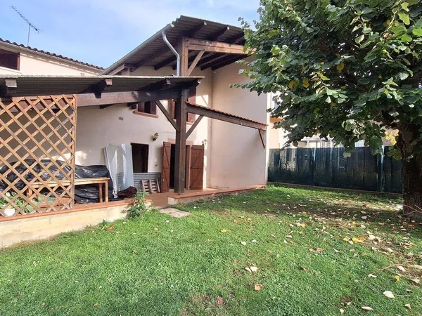 Maison 14 pièces 200 m² 