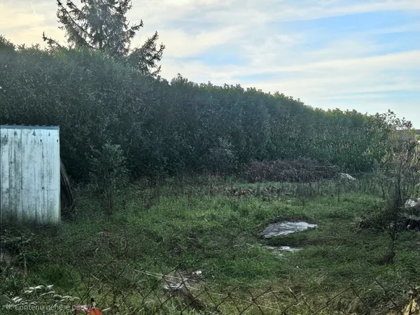 "Terrain à Polliat (01310) de 1050 m² à 100 000 € - Maison sur mesure à bâtir" 