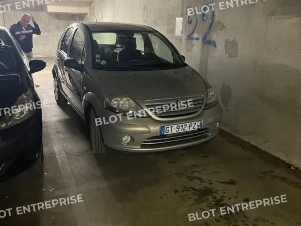 Parking 11 m² Nantes 